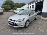 Ford Focus Titanium SH+PDC+Tüv&AU Neu+Service Neu - Ford Focus aus 2011: Titanium