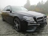 Mercedes-Benz E 43 AMG T 4Matic+Head Up+ Standheizung+LED - schwarze Mercedes-Benz E 43 AMG