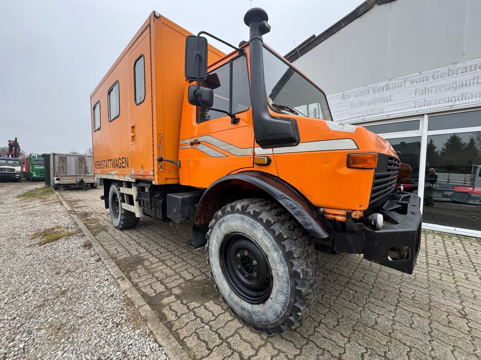 Mercedes-Benz Unimog 437/20 Werkstattwagen 4x4