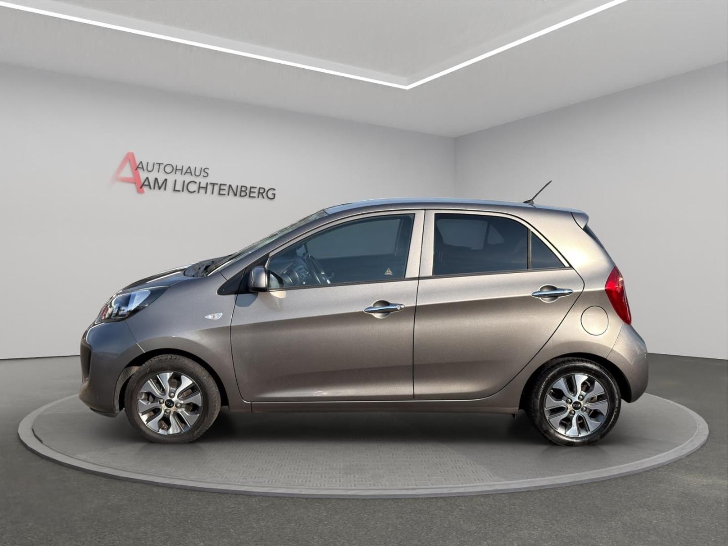 Kia Picanto 1,0 UEFA Euro Edition SITZ-/LENKRADHEIZU