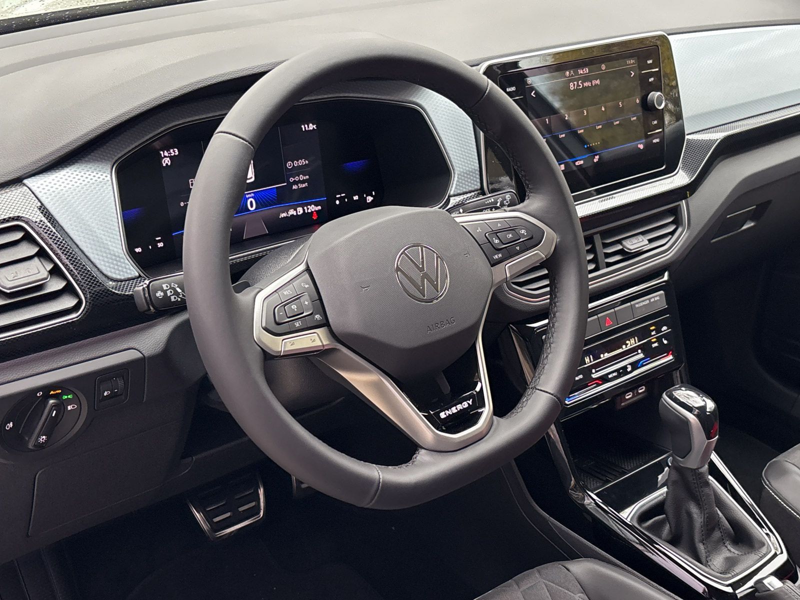 Volkswagen T-Cross - Bild 11