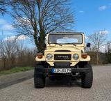 Toyota Land Cruiser BJ 42 mit H-Kennzeichen - Toyota Land Cruiser mit Diesel-Antrieb: Geländewagen, Bj