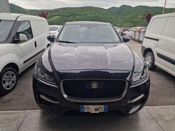 Jaguar F-Pace - 4