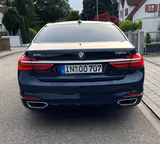 BMW 730d xDrive   - BMW 7er Reihe mit Anhängerkupplung