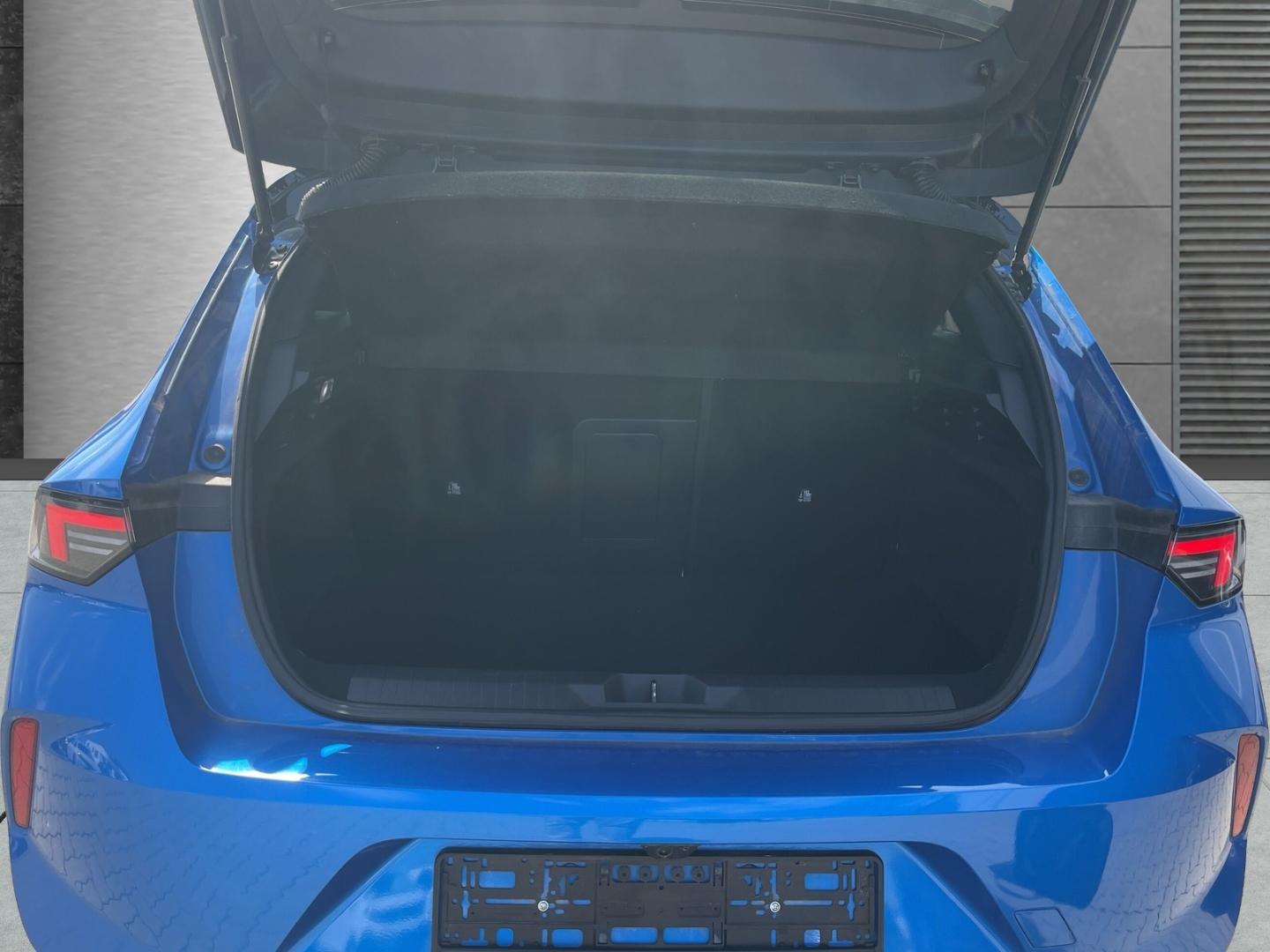 Opel Astra Electric Ultimate Pano ACC 360° Alcantara