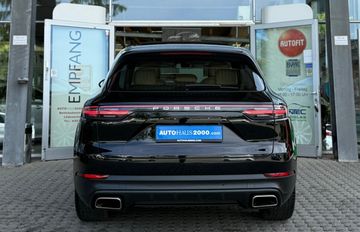 Porsche Cayenne - 7
