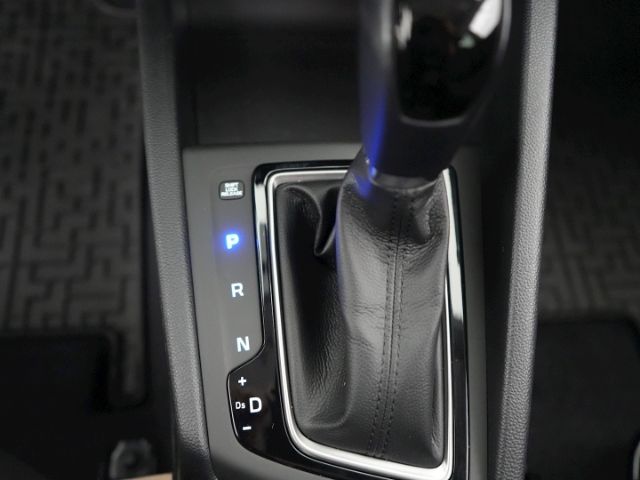 i20 STYLE DCT+NAVI+RÜCKFAHRKAMERA+SITZ-/LENKRADH