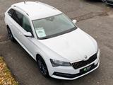 Skoda Superb Combi 2.0 TDI DSG APP LED AHK