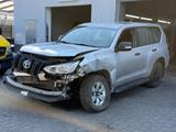 Toyota Land Cruiser 2.8 D-4D Automatik/Navi/PDC - Toyota Land Cruiser Unfallwagen