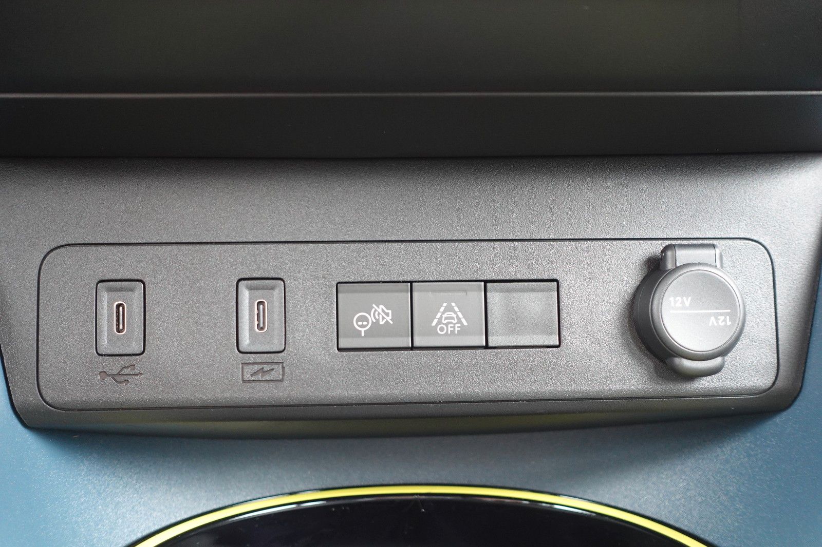 Fahrzeugabbildung Fiat Grande Panda 1.2 Automatik,Carplay, Pixel LED