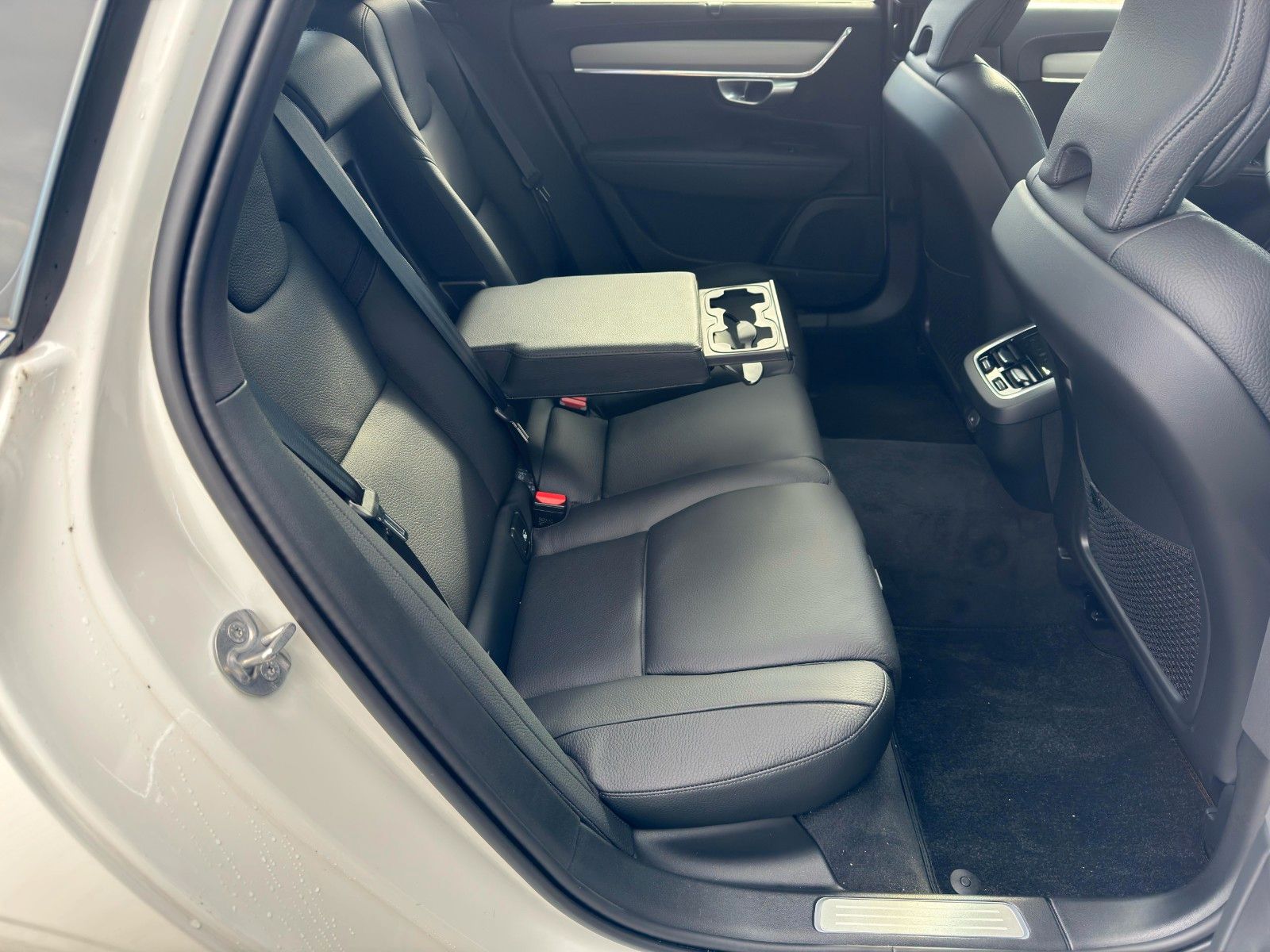 Volvo V90 B4 Ultimate Bright foto 11