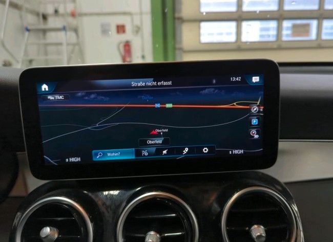 Fahrzeugabbildung Mercedes-Benz GLC 200 d 4M Coupe Night+R-Kamera+S-Dach+