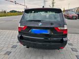 BMW X3 E83 2.0D, 2008 Automatik - BMW X3 E83 mit Diesel-Antrieb