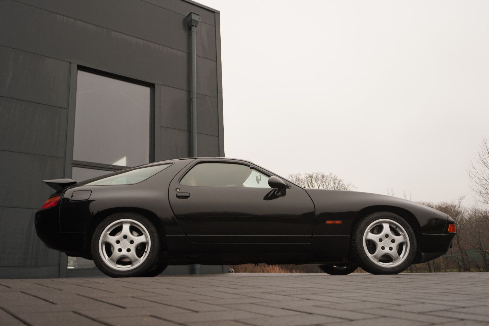 Fahrzeugabbildung Porsche 928 GTS
