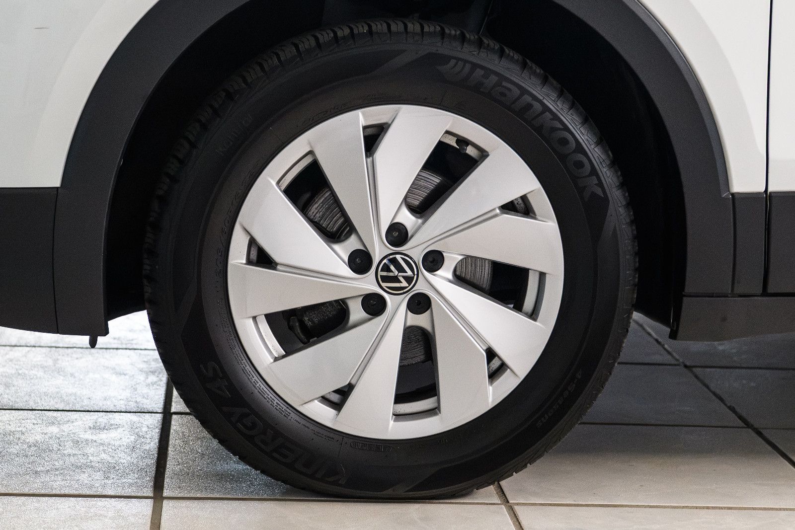 Fahrzeugabbildung Volkswagen T-Cross 1.0 TSI 85 kW Life +LED +ACC +Allwetter