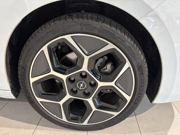 Fotografie 4 des Opel Astra Sports Tourer 1.2 Turbo Automatik GS