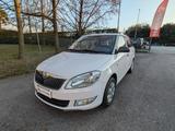 Skoda Fabia 1.6 TDI CR 90CV Wagon Style - Skoda Fabia mit Diesel-Antrieb: Kombi, 1.9