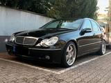 Mercedes-Benz Mercedes C320 - gebrauchte Mercedes-Benz C 320 aus dem Jahr 2001
