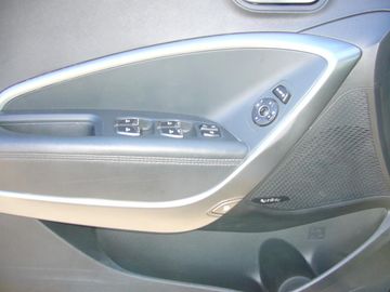 Hyundai SANTA FE - 10