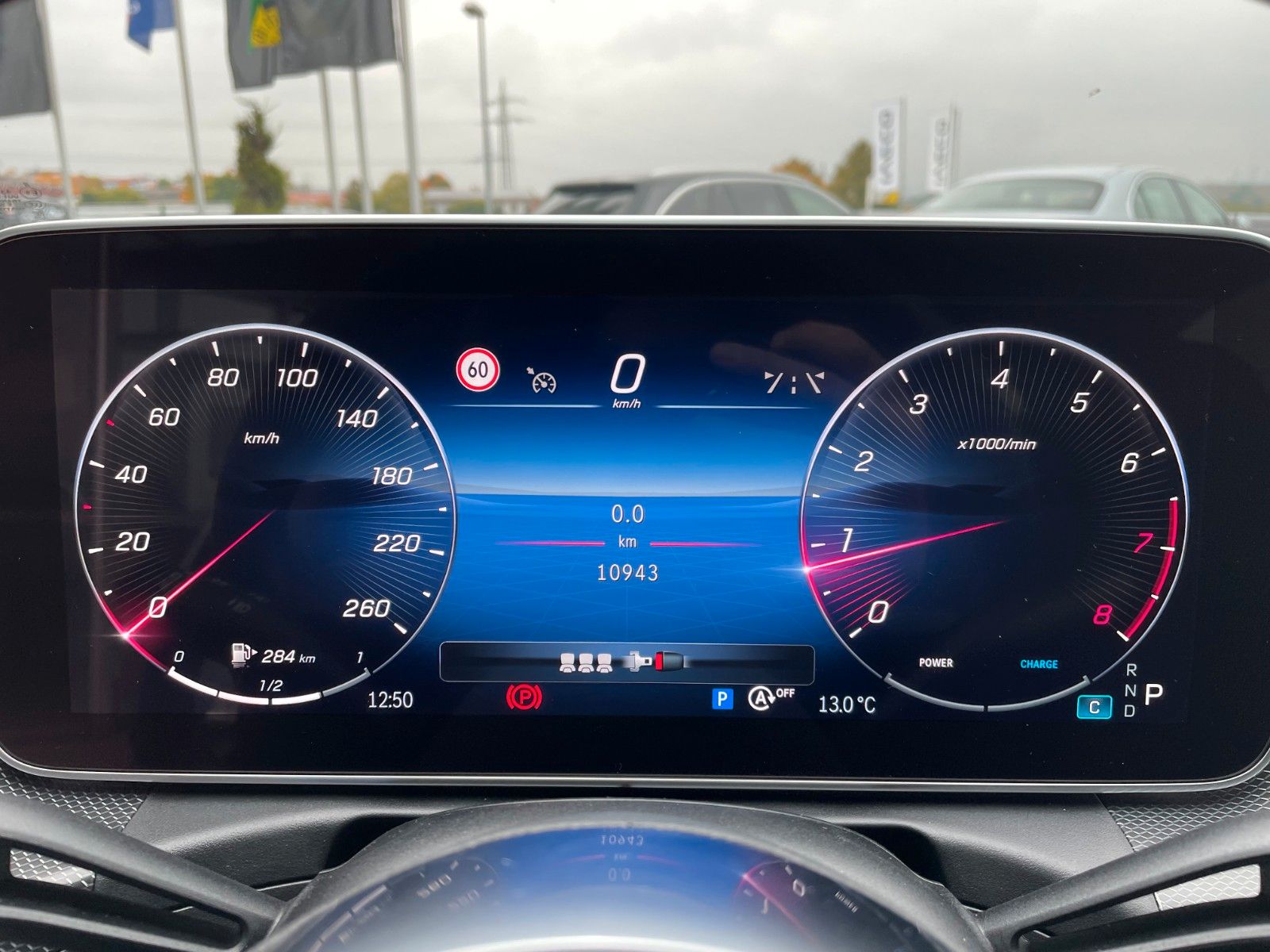 Fahrzeugabbildung Mercedes-Benz C 180 AVANTGARDE R-Kamera+AHK+TOTW+Ambiente