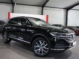 Volkswagen Touareg 3.0 TDI DSG 4M ELEGANCE / LED,LANE,NAVI+ - gebrauchte VW Touareg aus dem Jahr 2020