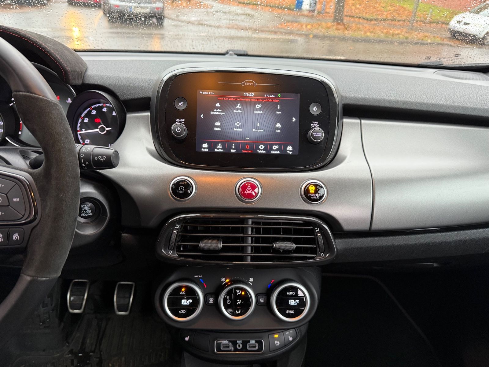 Fahrzeugabbildung Fiat 500X Sport*CARPLAY*LED*CAM*SHZ*TEILLEDER