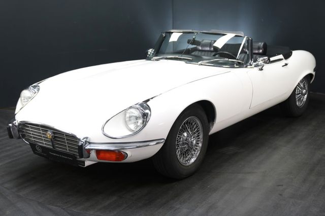 Jaguar E-Type V 12 Roadster, LHD, 5-Gang, Klima