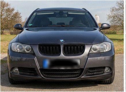 BMW 320 2006 — rear view