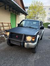 Mitsubishi Pajero 2.8TD GLS GLS - Mitsubishi Pajero: 2.8