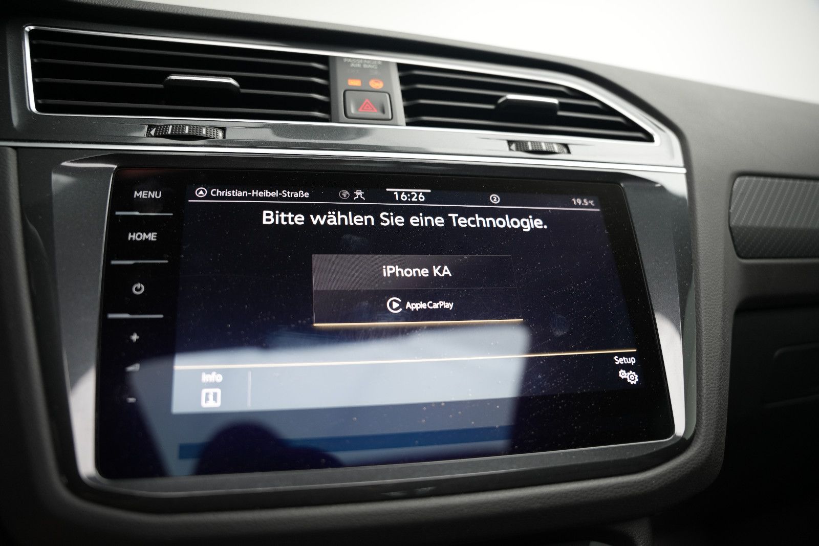Fahrzeugabbildung Volkswagen Tiguan R-Line Hybrid *Panorama*360°Kam*Virtual