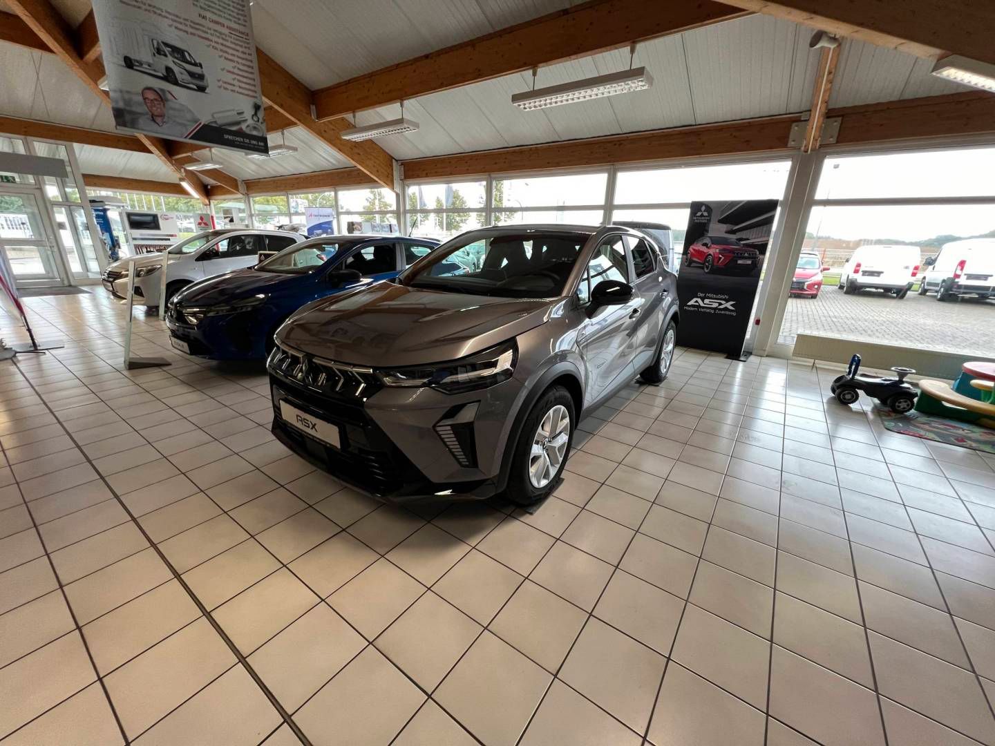 Fahrzeugabbildung Mitsubishi ASX (VSX/VSE)(2023->) DE - S