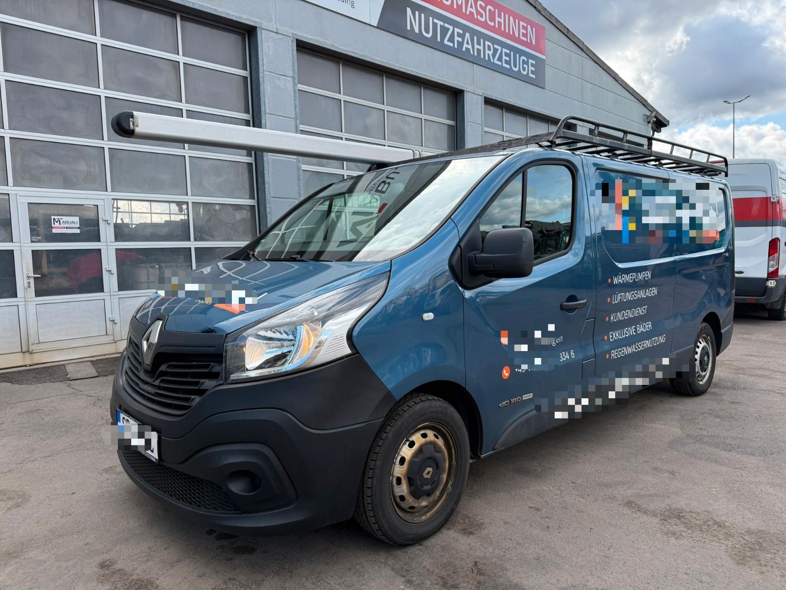 Renault Trafic - 1