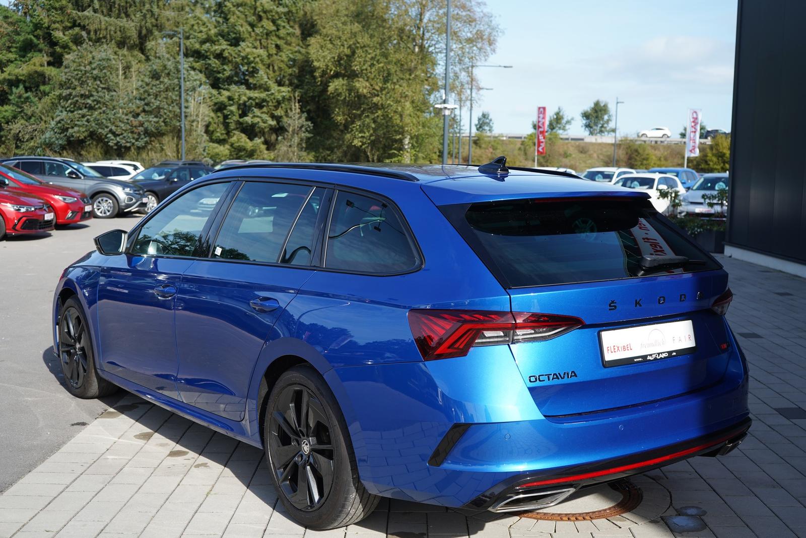 Skoda Octavia Combi 2.0 TDI RS DSG LED Navi Head-Up