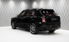 Rolls-Royce Cullinan BLACK BADGE BLACK/RED 4 SEATER STARS