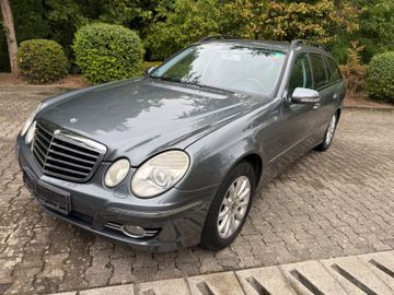 Mercedes E 280 - 2