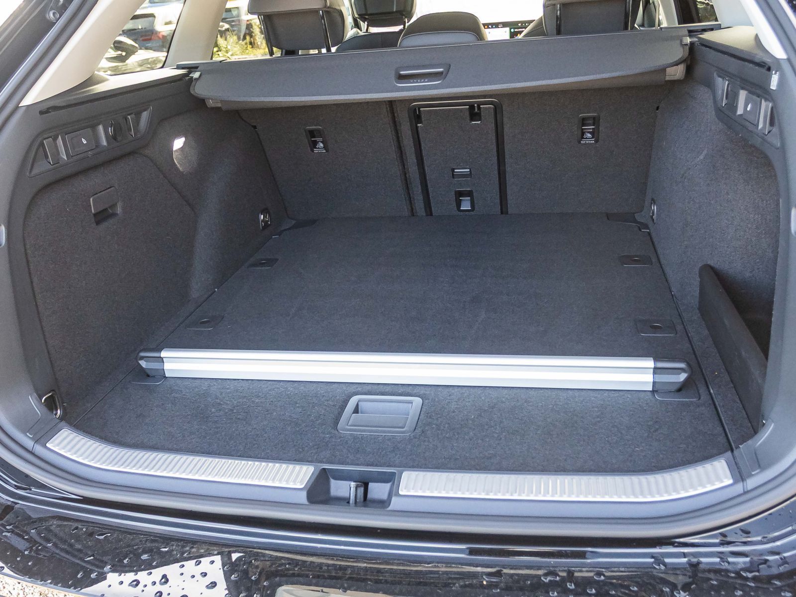 Volkswagen Passat Variant 2.0 TDI "Business" DSG Navi LED D foto 16