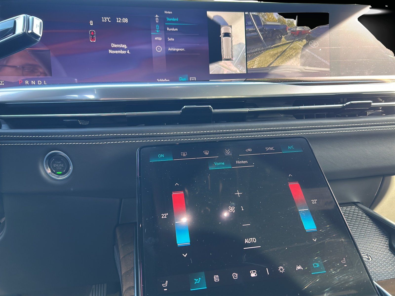 Fahrzeugabbildung Cadillac Escalade ESV MY 25 FACELIFT/EXECUTIVE SITZ/LANG