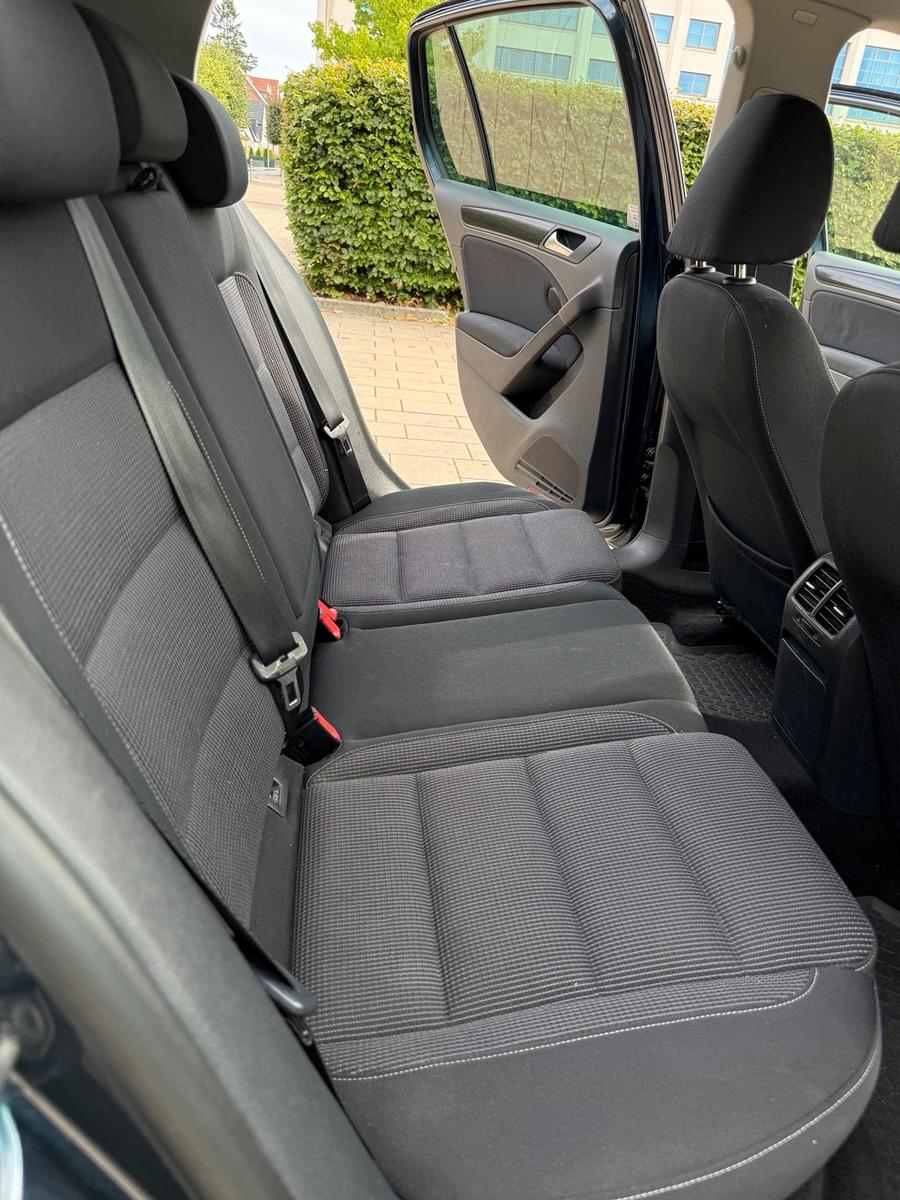 Volkswagen Golf 2009 — photo 10