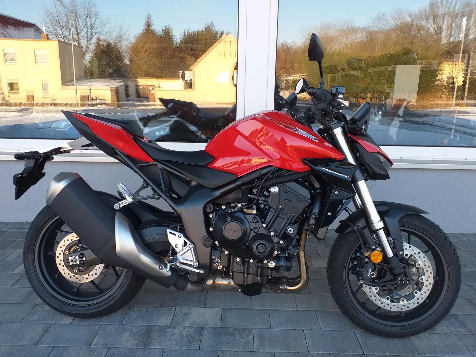 Honda CB 1000 Hornet in rot & grau verfügbar