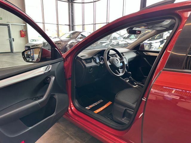 Skoda Octavia Combi Ambition 4x4 *ACC*PDC*