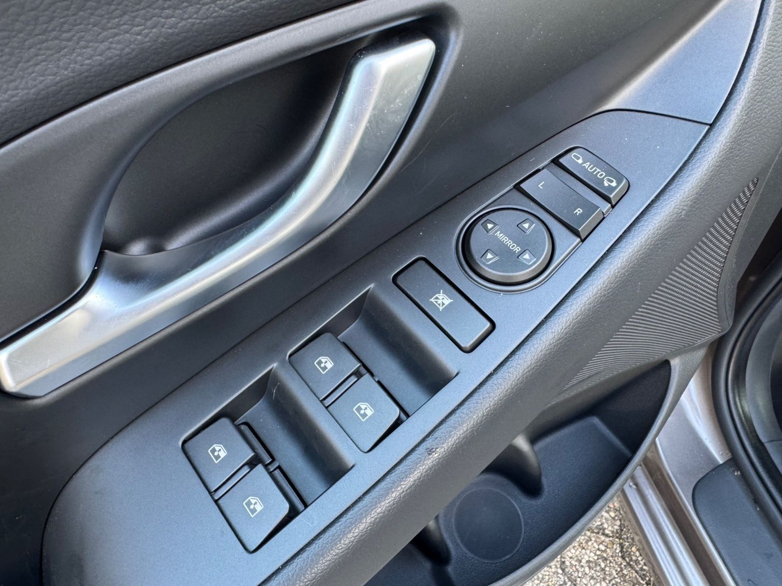 Fahrzeugabbildung Hyundai i30 Select Mild-Hybrid/PDC/DAB/SHZ/KLIMA/TEMPOMA