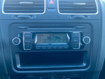 Bild 14 VW Golf VI 5T *TÜV/AU+KUNDENDIENST NEU*ALLWETTER*