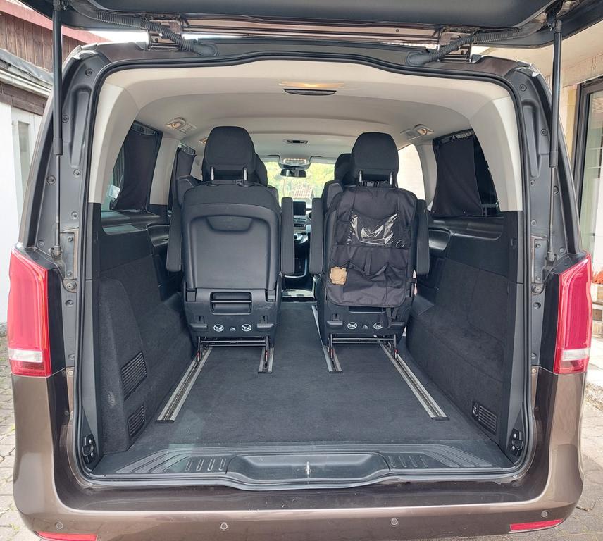 Mercedes-Benz V 250