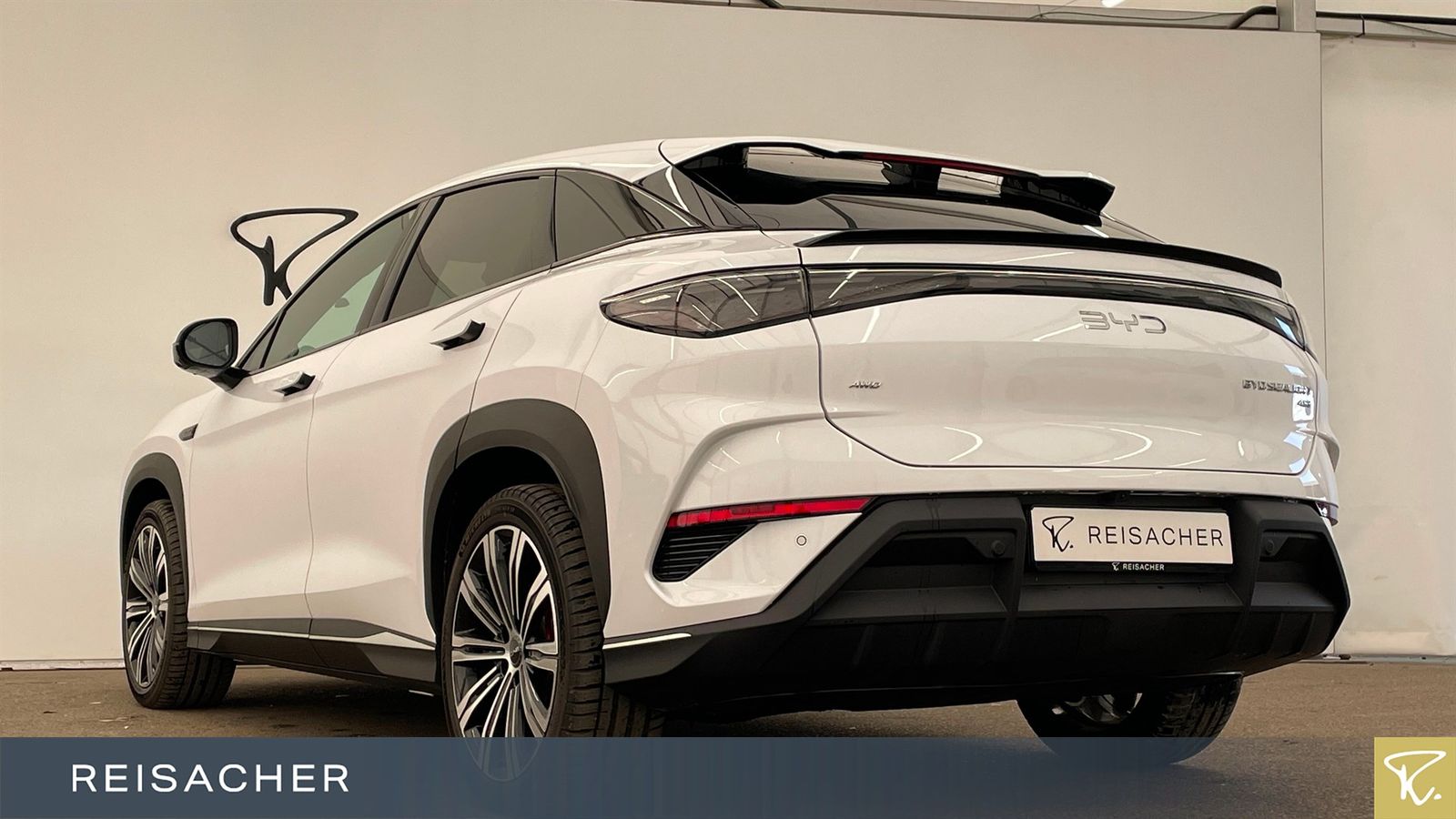 BYD SEALION 7