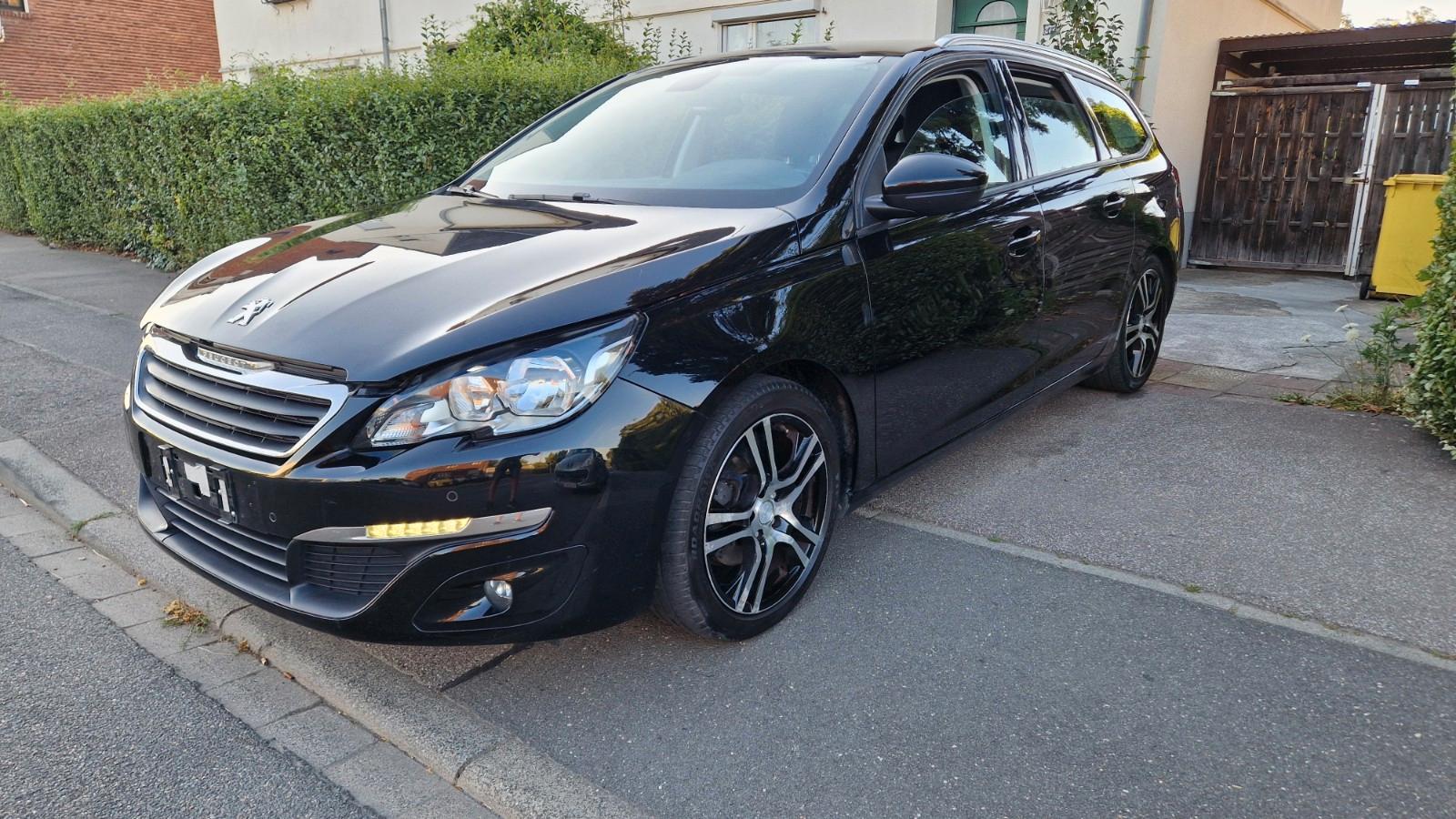 Peugeot 308 SW Business-Line Panorama-Dach