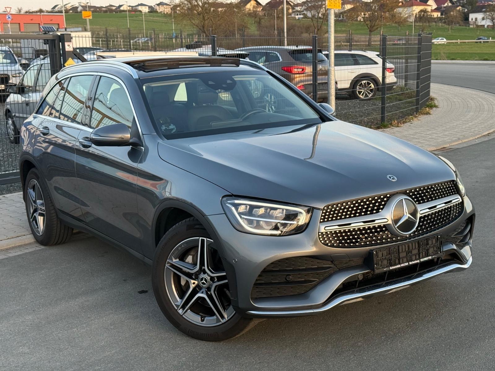 Mercedes-Benz GLC 200d 2x AMG 4MaticPano H-Up Kamera 9G Tronic