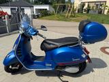 Vespa GTS 300 Supersport, Scheibe, Koffer, 2500 km - ROLLER 25 KM