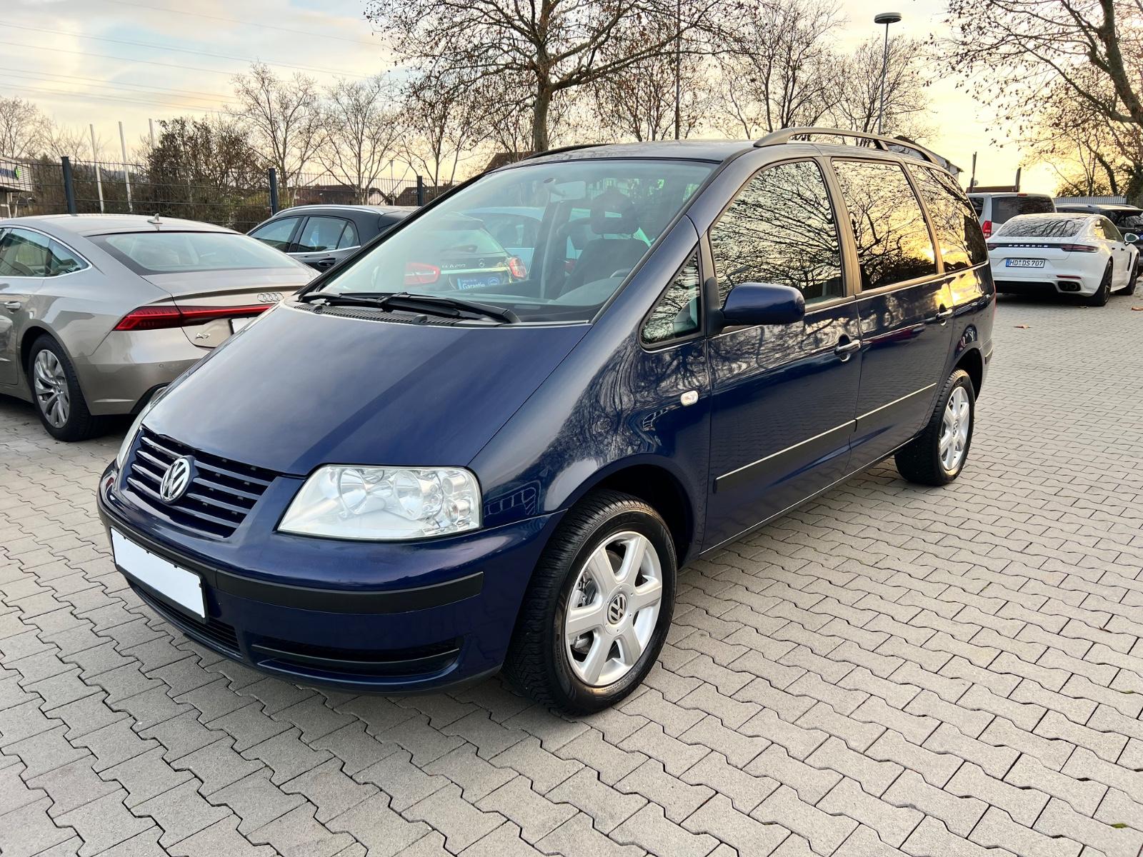Volkswagen Sharan 1.9TDI Highline -7 Sitze -131 PS -6 Gang