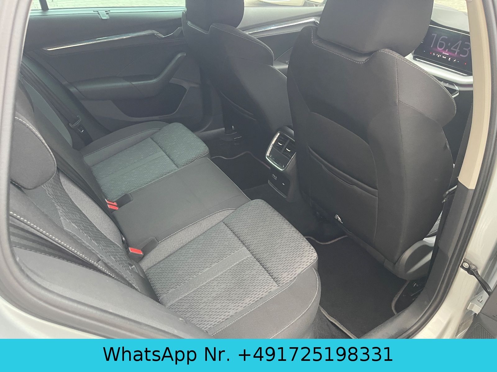 Skoda Octavia 2.0 TDI DSG Combi Style imagem 2