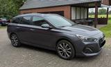 Hyundai i30 Premium DCT / AHK / LED / TÜV NEU